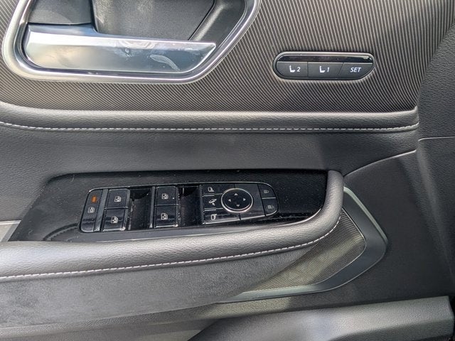 2027 INFINITI QX80 LUXE