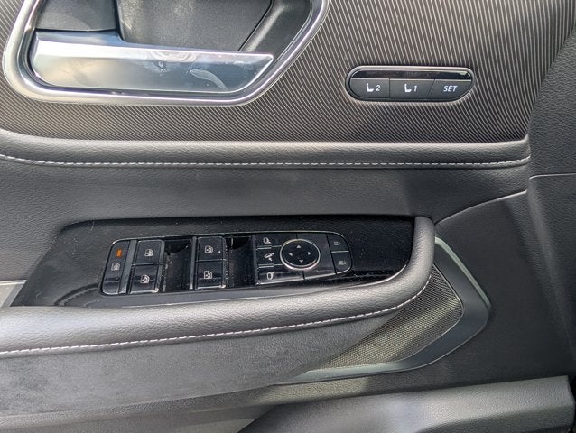 2027 INFINITI QX80 LUXE