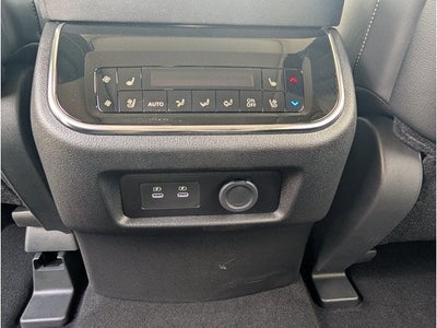 2027 INFINITI QX80 LUXE