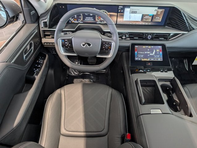 2026 INFINITI QX80 LUXE