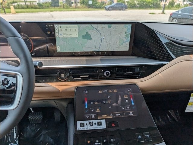 2027 INFINITI QX80 LUXE