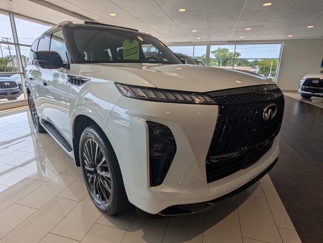 2027 INFINITI QX80 AUTOGRAPH
