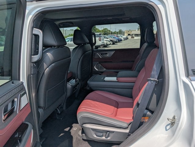 2027 INFINITI QX80 AUTOGRAPH