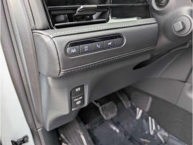 2027 INFINITI QX80 AUTOGRAPH