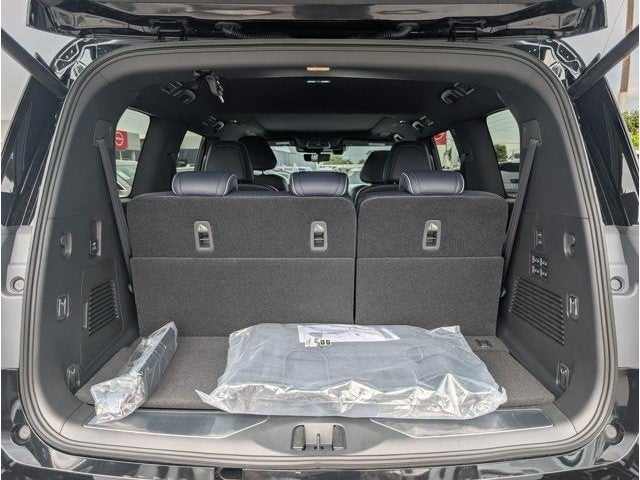 2027 INFINITI QX80 SPORT