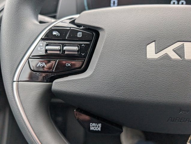 2025 Kia Niro LX